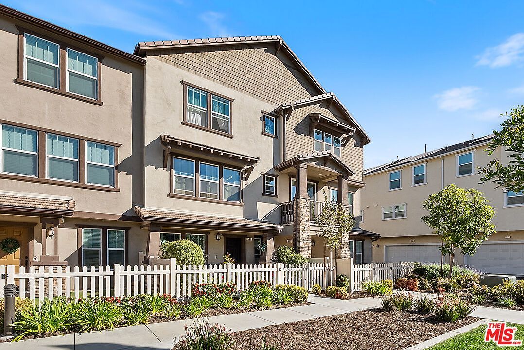 553 Grapefruit Ln Fillmore, CA 93015 - Thumbnail 3