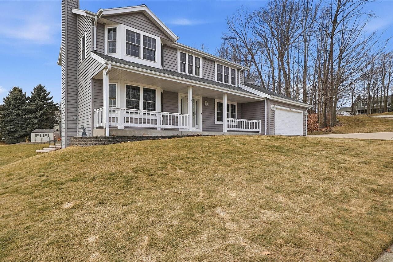 269 Brian Ct Port Washington, WI 53074 - Thumbnail 3