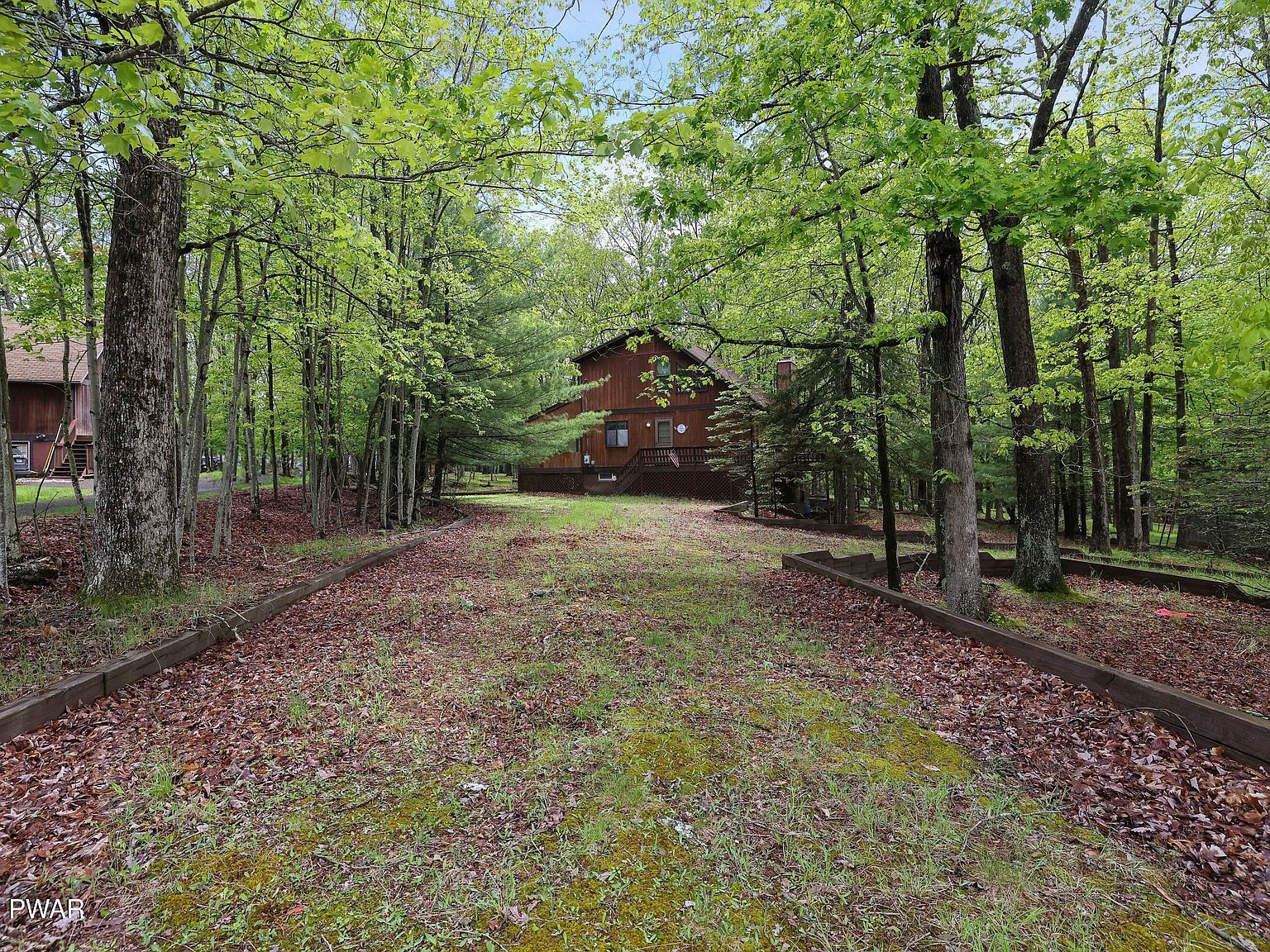 105 Golden Eagle Ter Milford, PA 18337 - Thumbnail 3