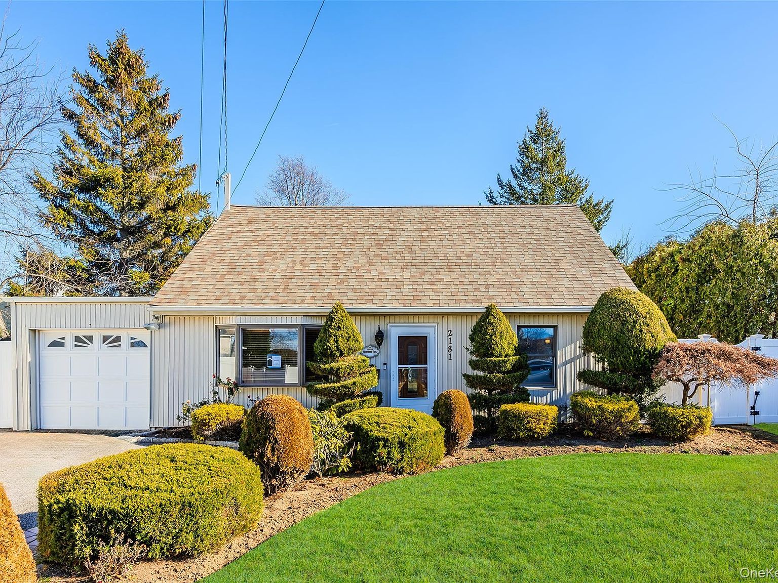 2181 Hortense Ave Seaford, NY 11783 - Thumbnail 3