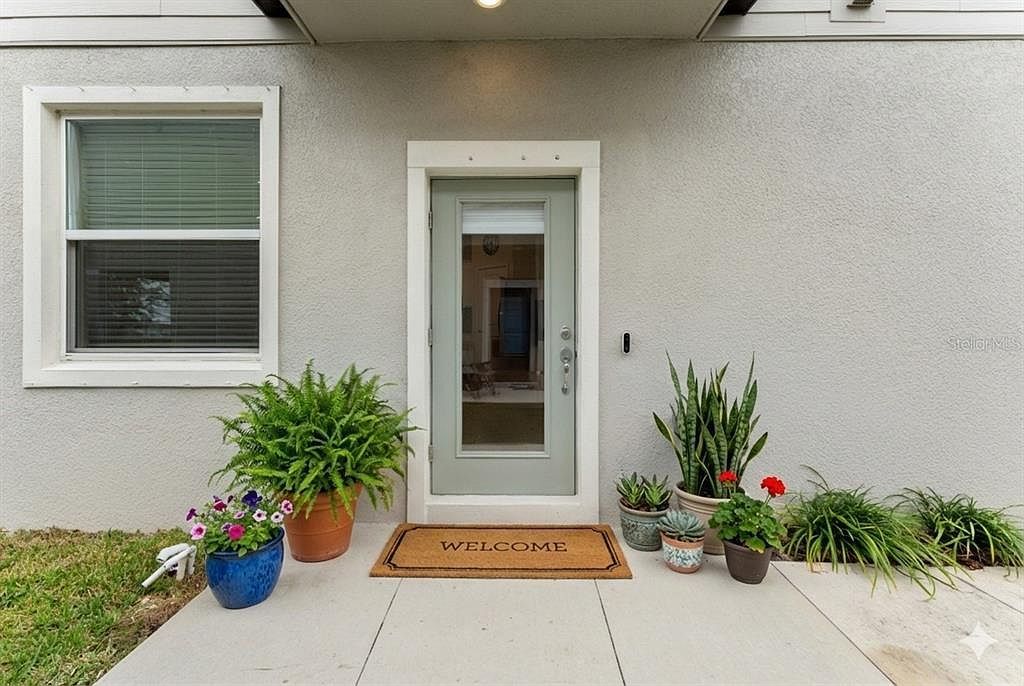 31329 Amberview Bnd Wesley Chapel, FL 33545 - Thumbnail 3