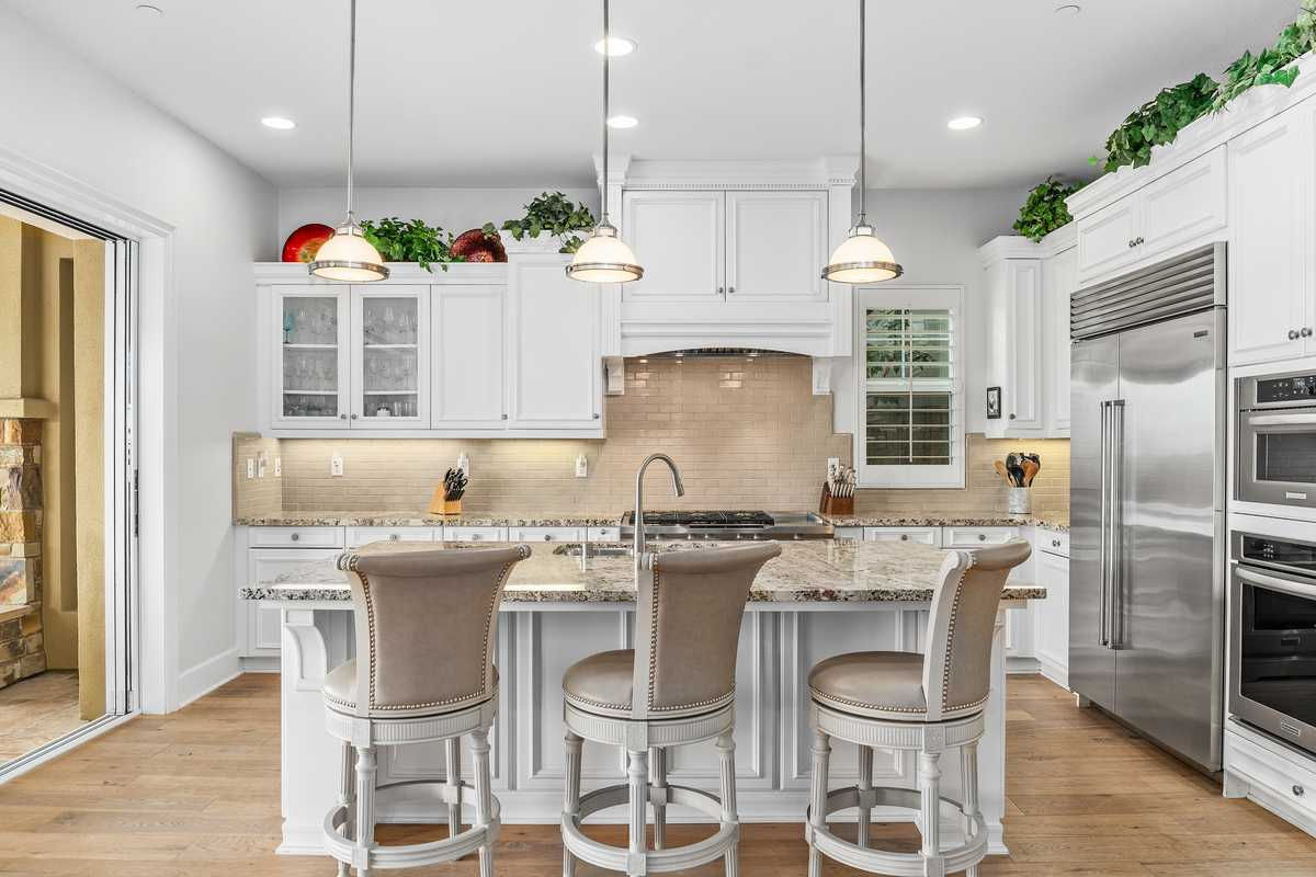 4762 Oceanridge Drive, Huntington Beach, CA, USA, 92649 - Thumbnail 3