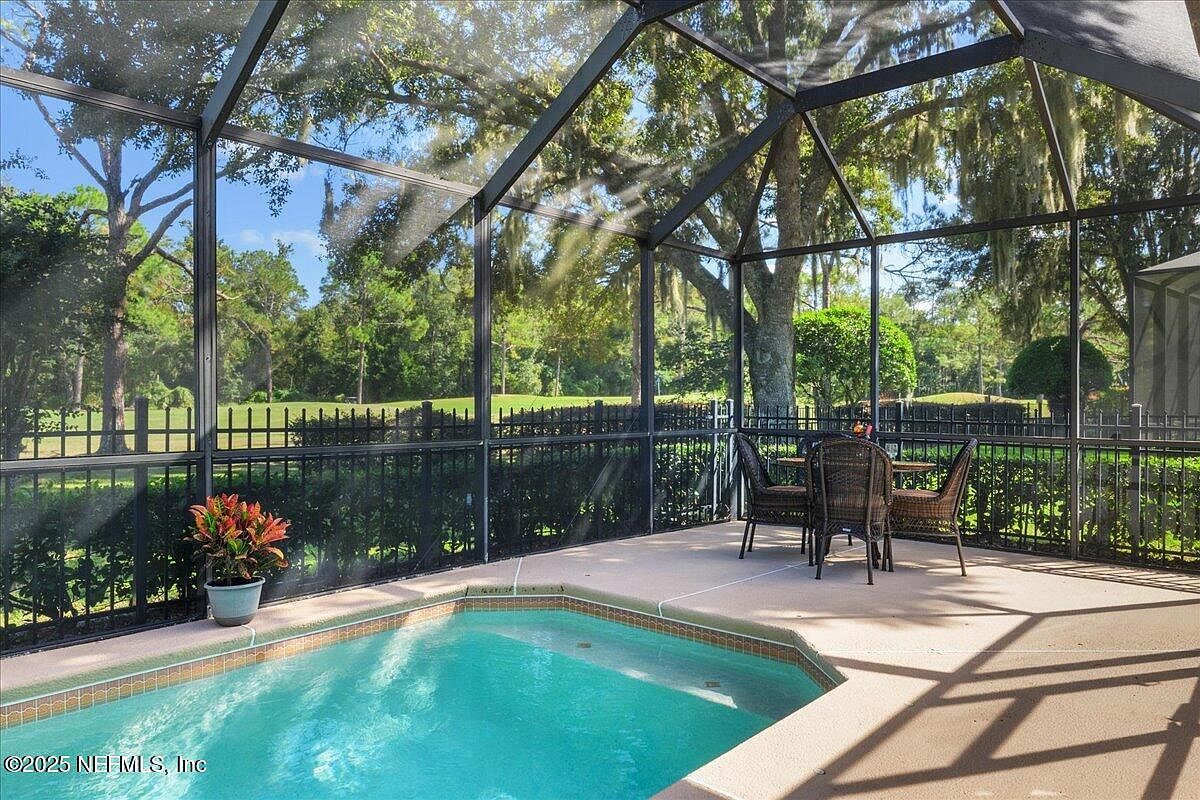 8253 Bay Tree Ln Jacksonville, FL 32256 - Thumbnail 3