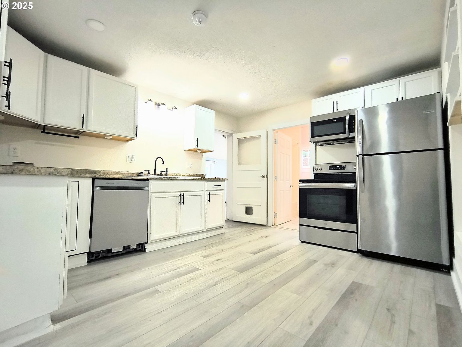 254 N Dean St Coquille, OR 97423 - Thumbnail 3