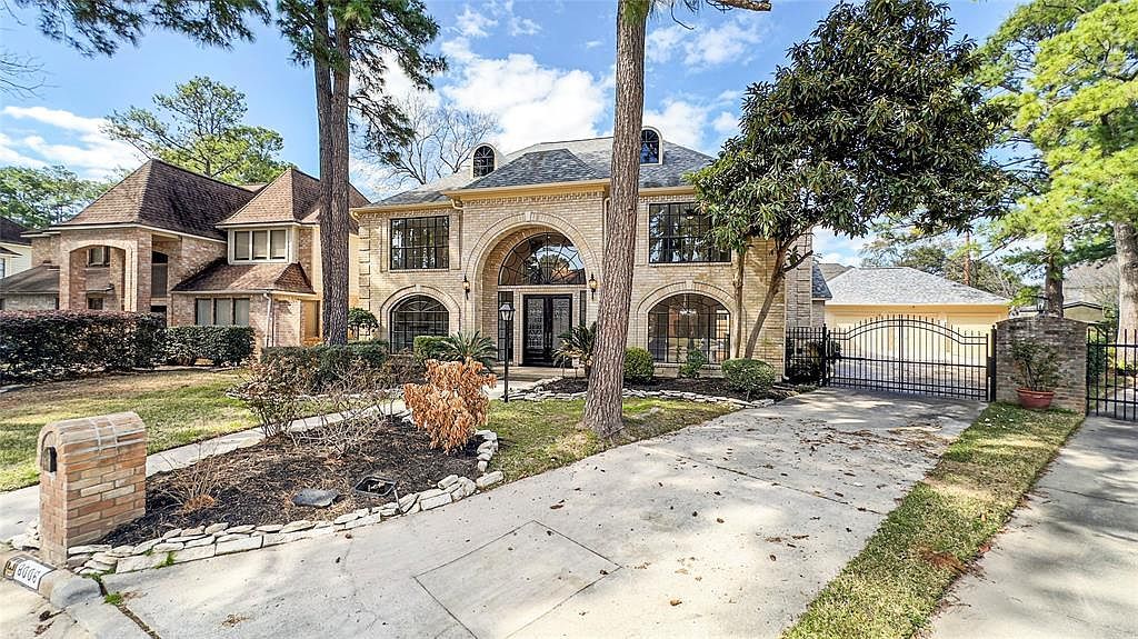 8006 Dutch Oak Cir Spring, TX 77379 - Thumbnail 3