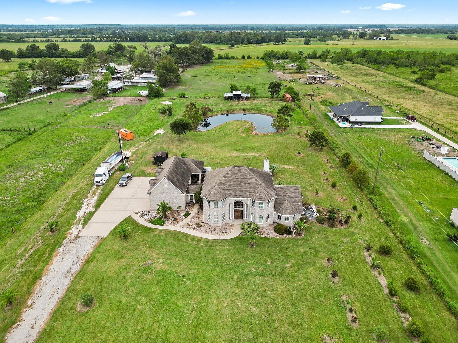 1651 County Road 604 Dayton, TX 77535 - Thumbnail 3