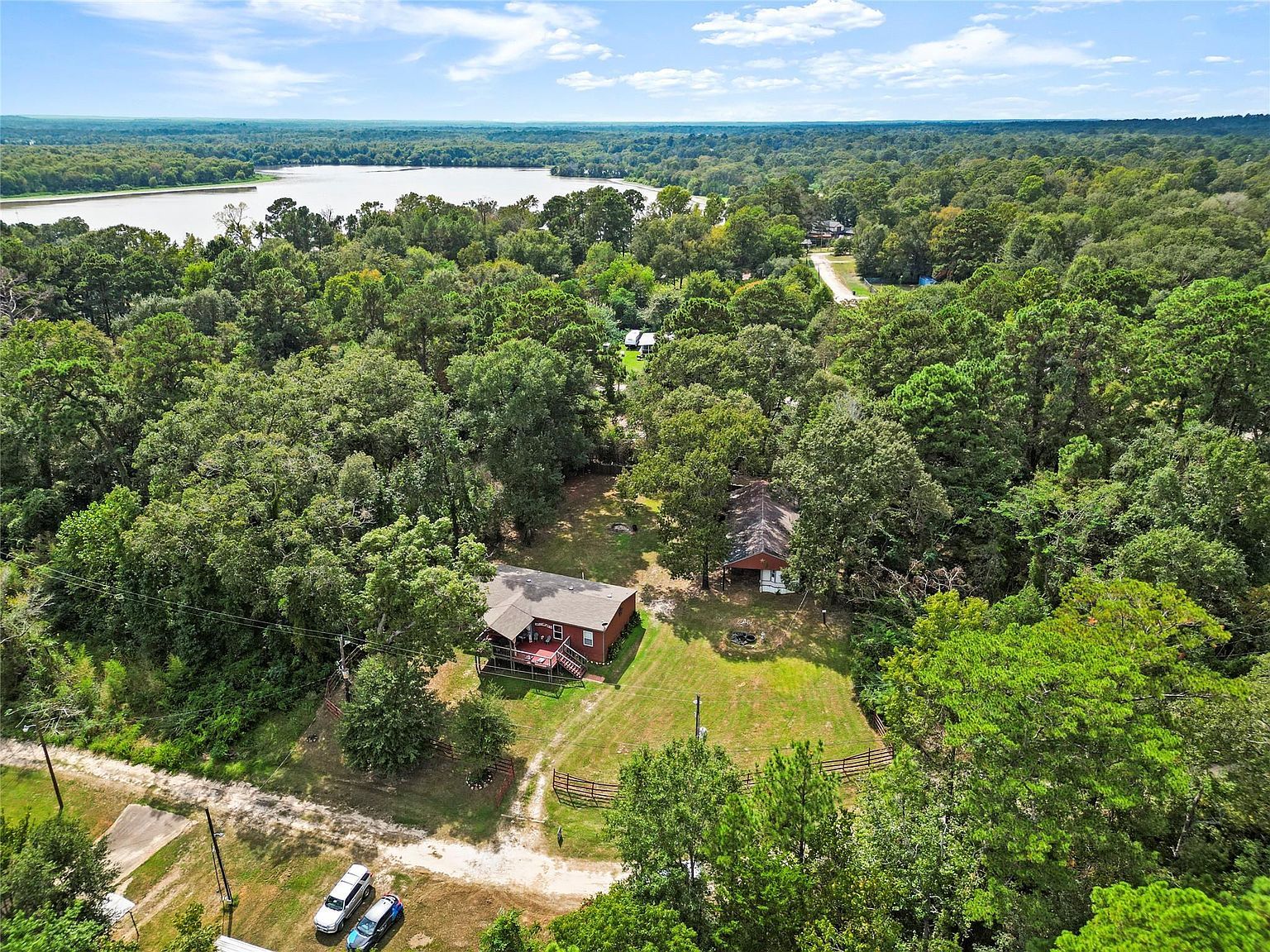 178 S Oak Bluff St Trinity, TX 75862 - Thumbnail 3