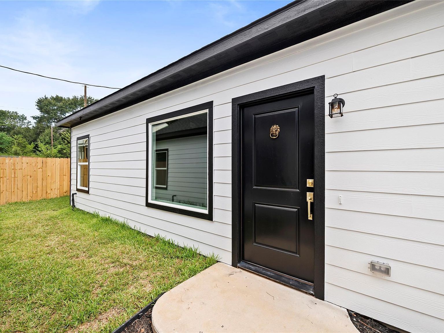 11553 Persimmon St Willis, TX 77318 - Thumbnail 3