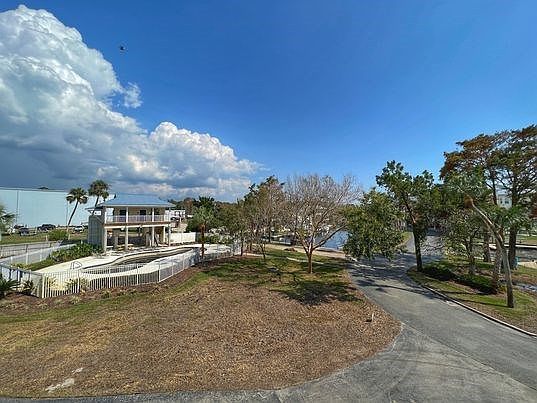 54-U118 SE 910th Ave #118 Suwannee, FL 32692 - Thumbnail 3