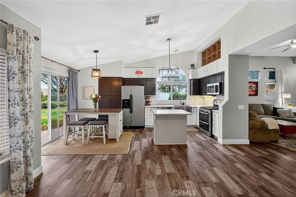 31648 Corte Esparza Temecula, CA 92592 - Thumbnail 3