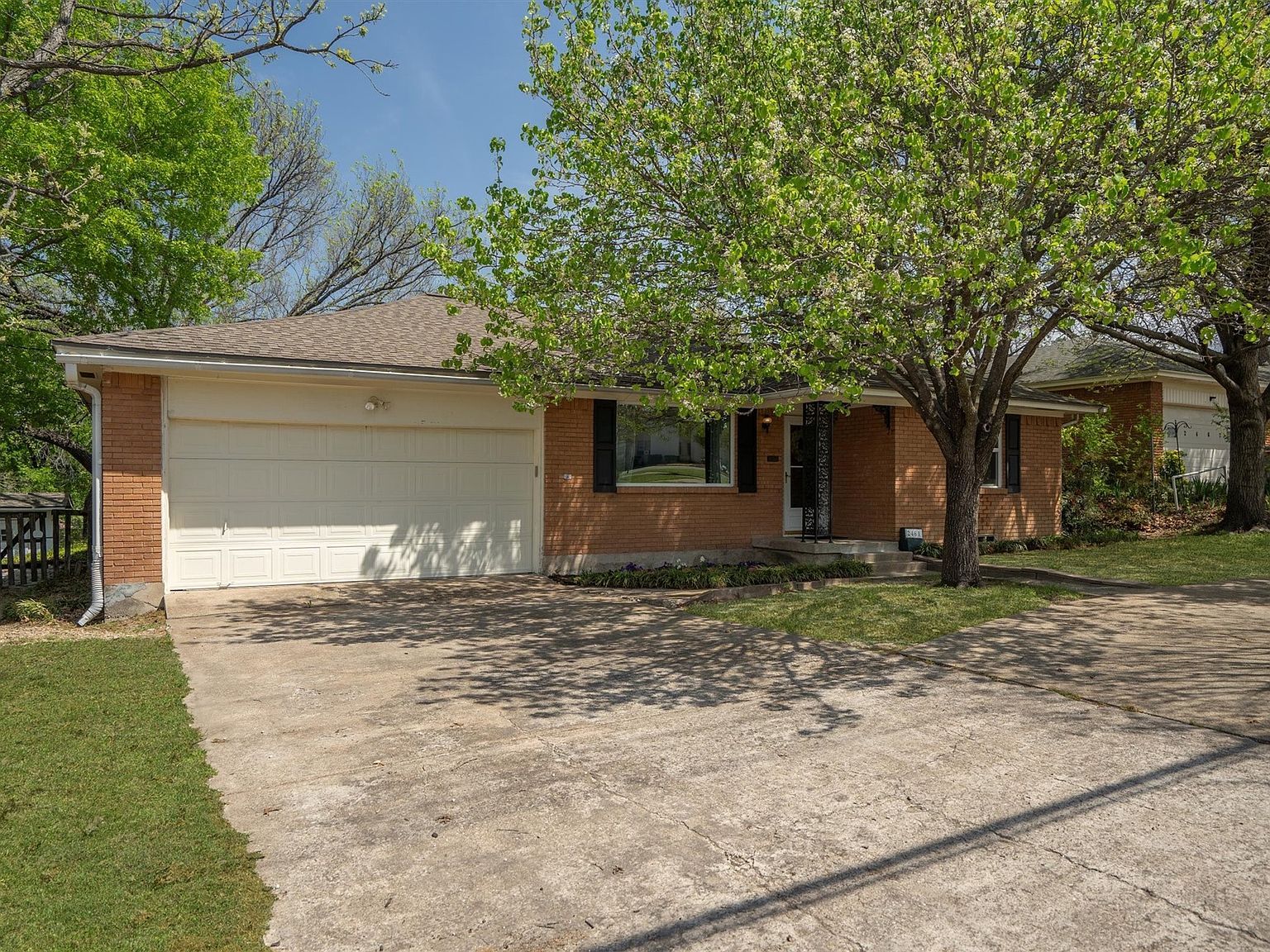2461 Highland Rd Dallas, TX 75228 - Thumbnail 3