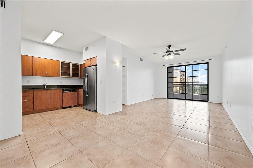 233 S Federal Hwy APT 515 Boca Raton, FL 33432 - Thumbnail 3
