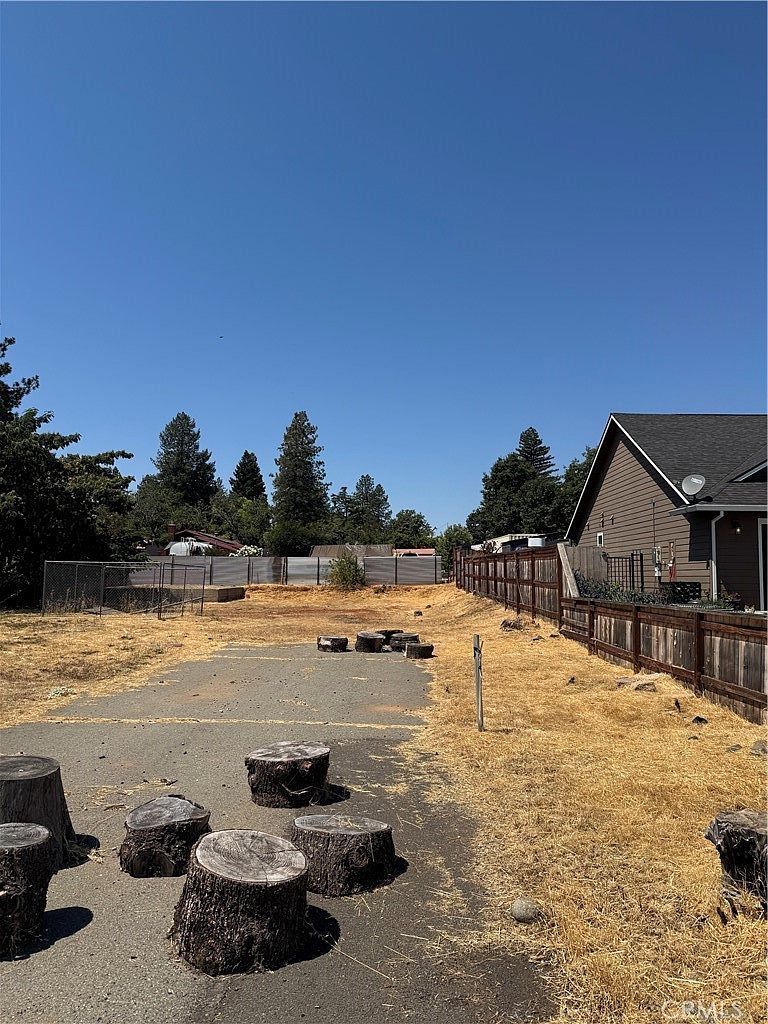 6161 Opal Ln Paradise, CA 95969 - Thumbnail 3