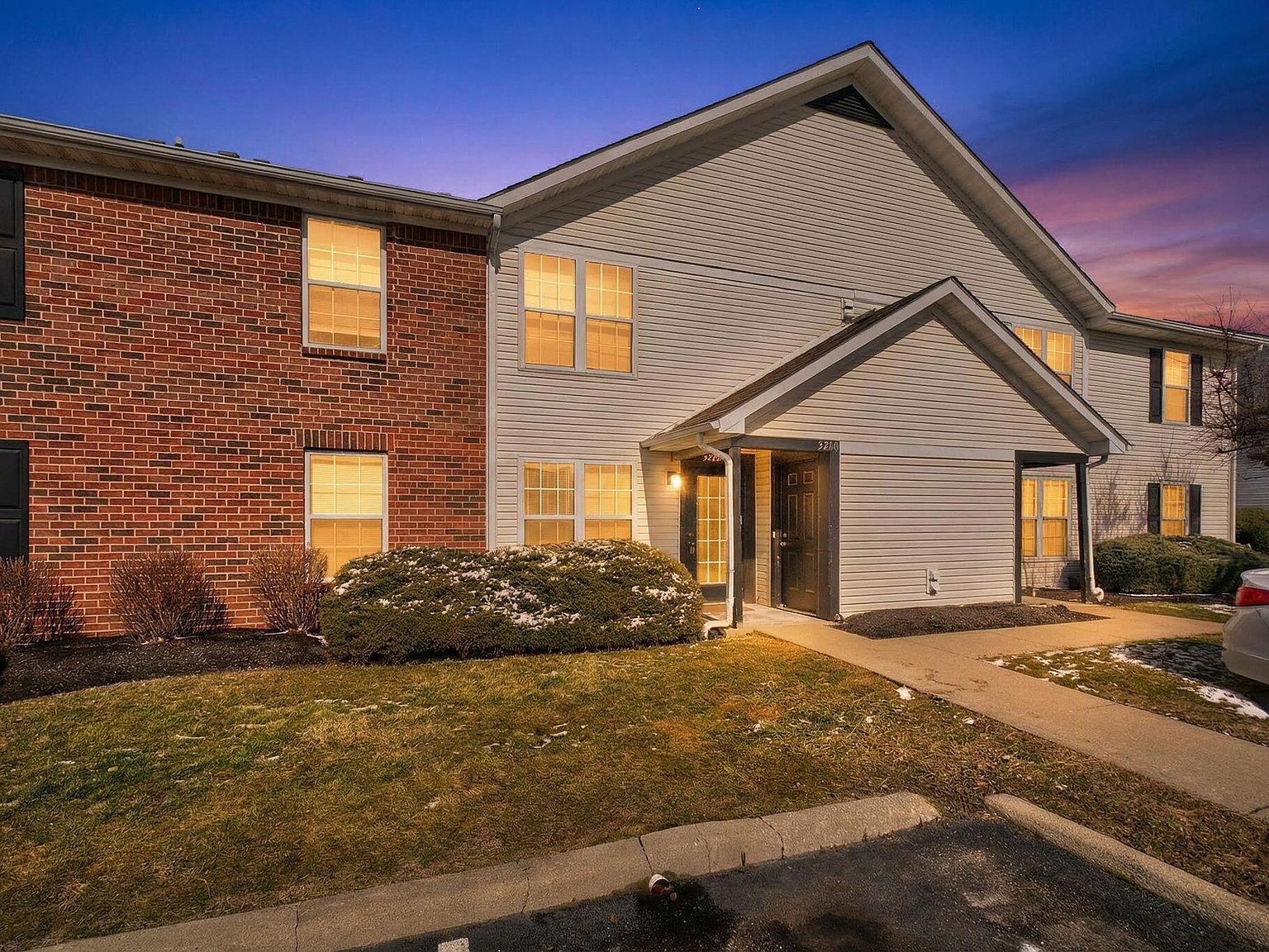 5488 Cypress Chas Columbus, OH 43228 - Thumbnail 3