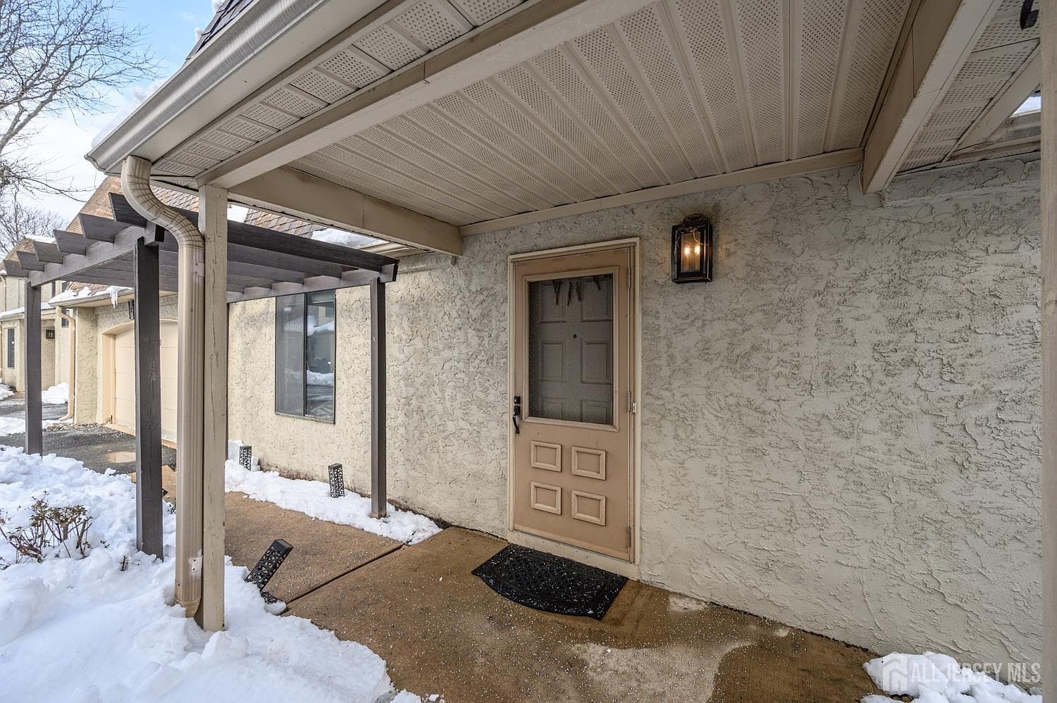 35 Carriage Pl Edison, NJ 08820 - Thumbnail 3