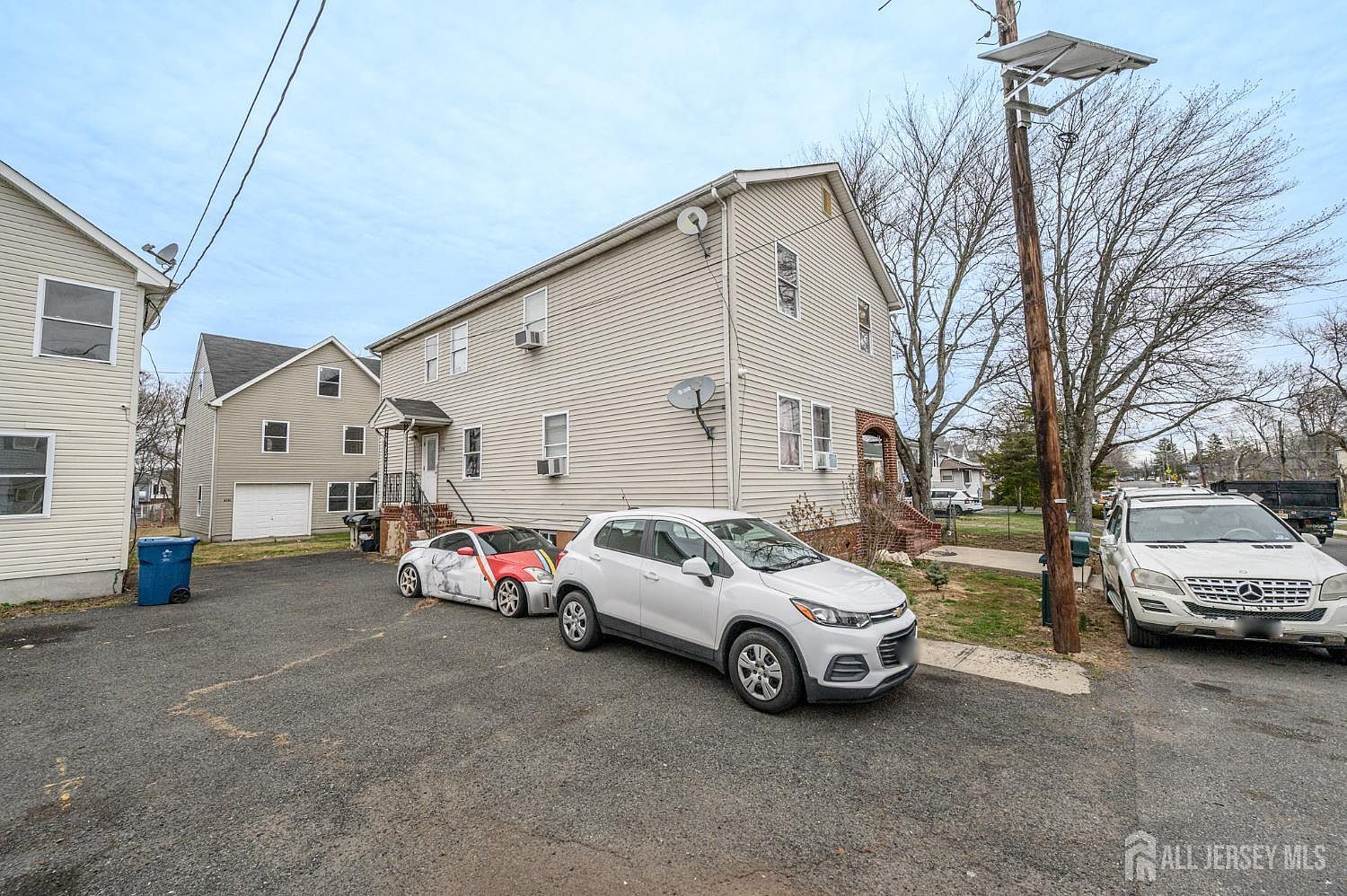 473 Lewis St Somerset, NJ 08873 - Thumbnail 3