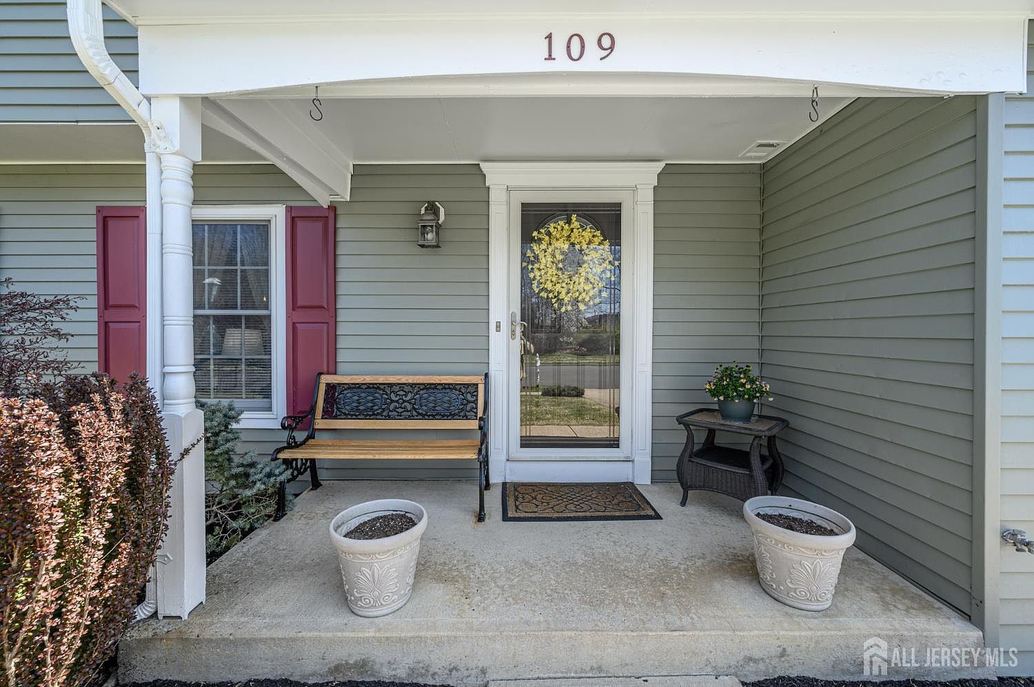 109 Concord Cir Howell, NJ 07731 - Thumbnail 3