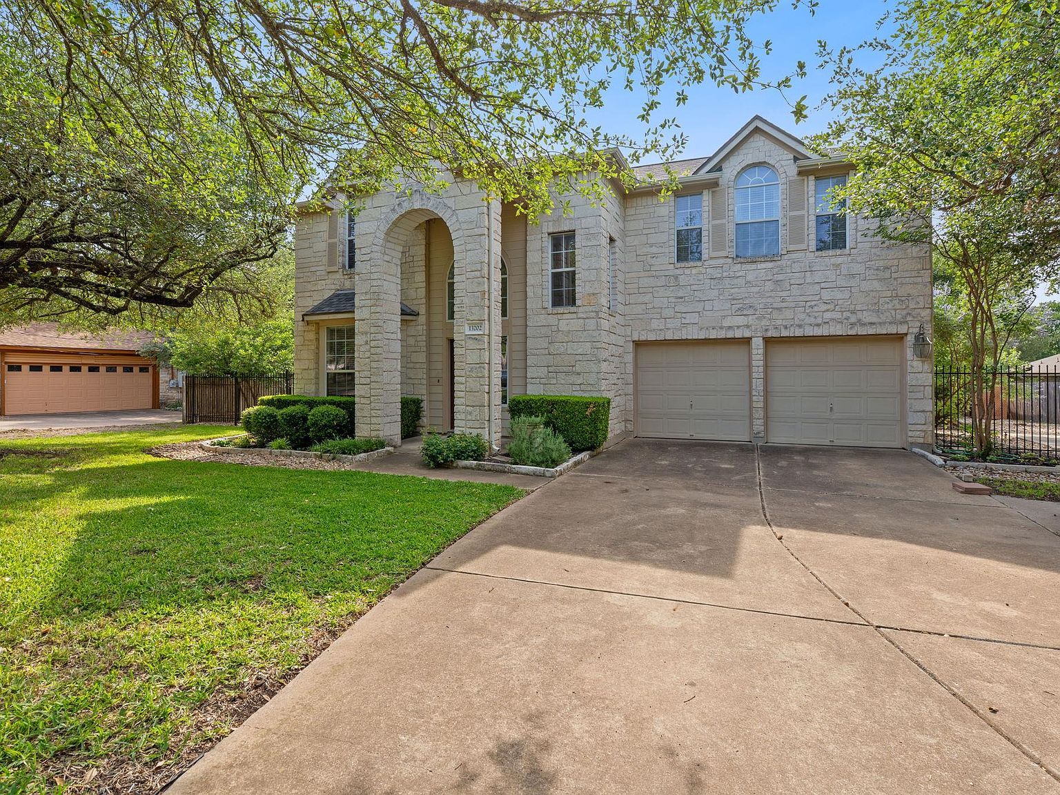 13202 Fawn Valley Dr Cedar Park, TX 78613 - Thumbnail 3