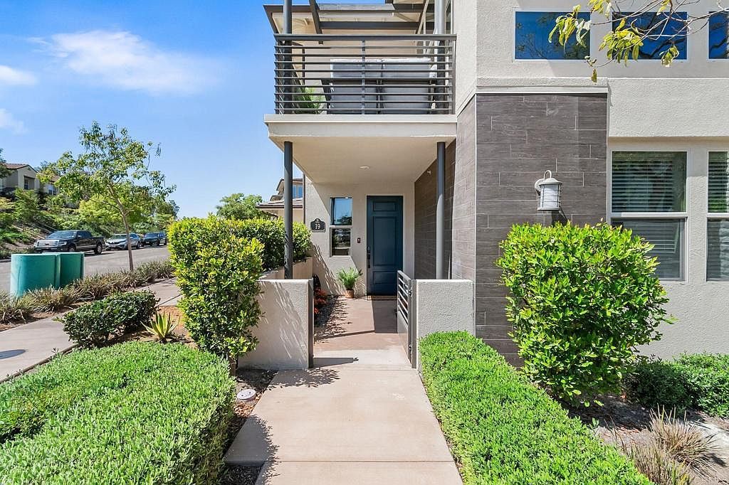 16750 Coyote Bush Dr #19 San Diego, CA 92127 - Thumbnail 3
