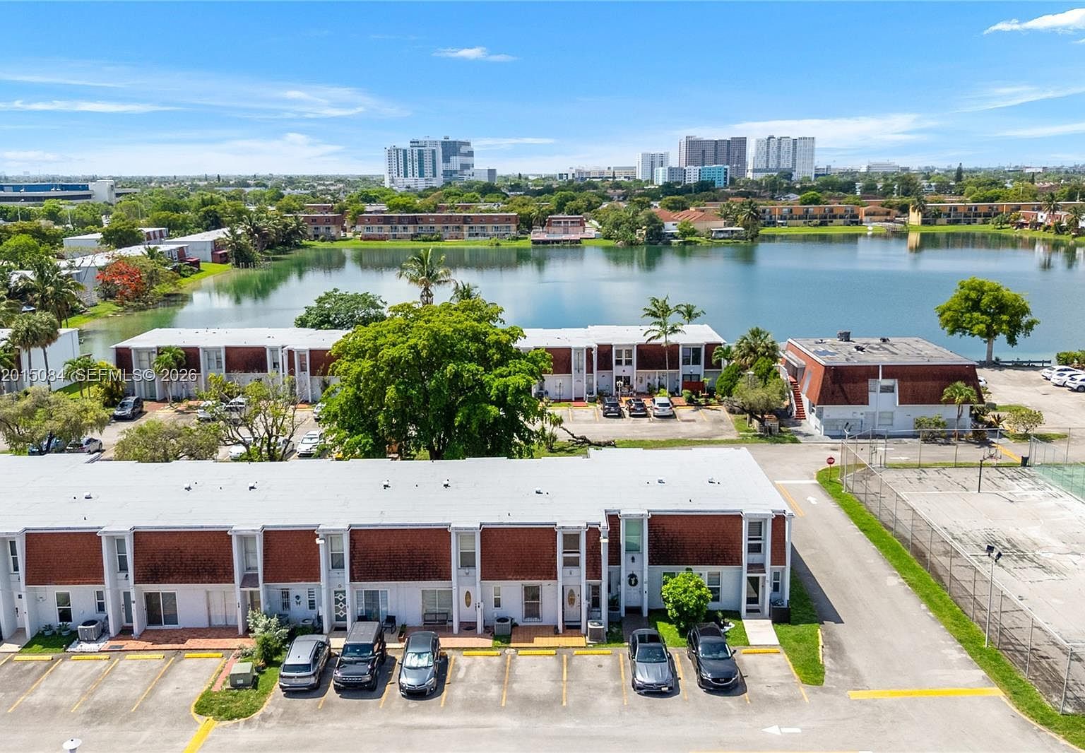 606 NW 107th Ave APT 9B Miami, FL 33172 - Thumbnail 3