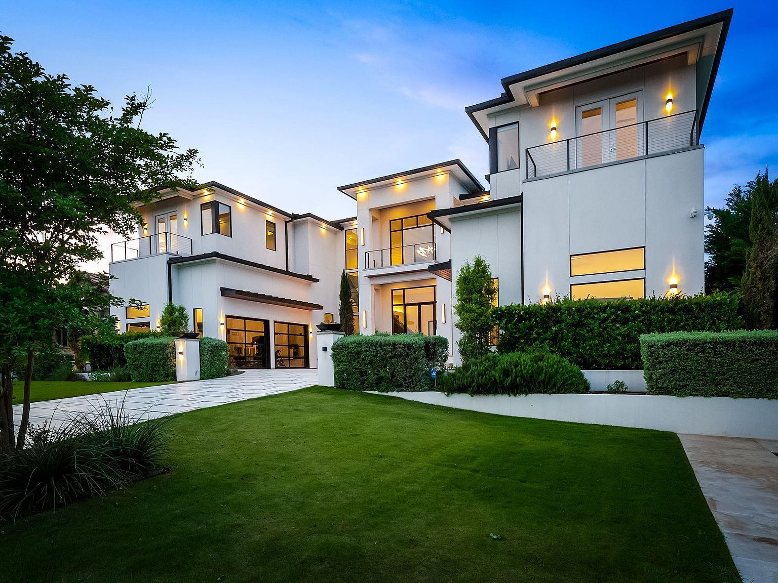 912 Watercliffe Dr Lago Vista, TX 78645 - Thumbnail 3