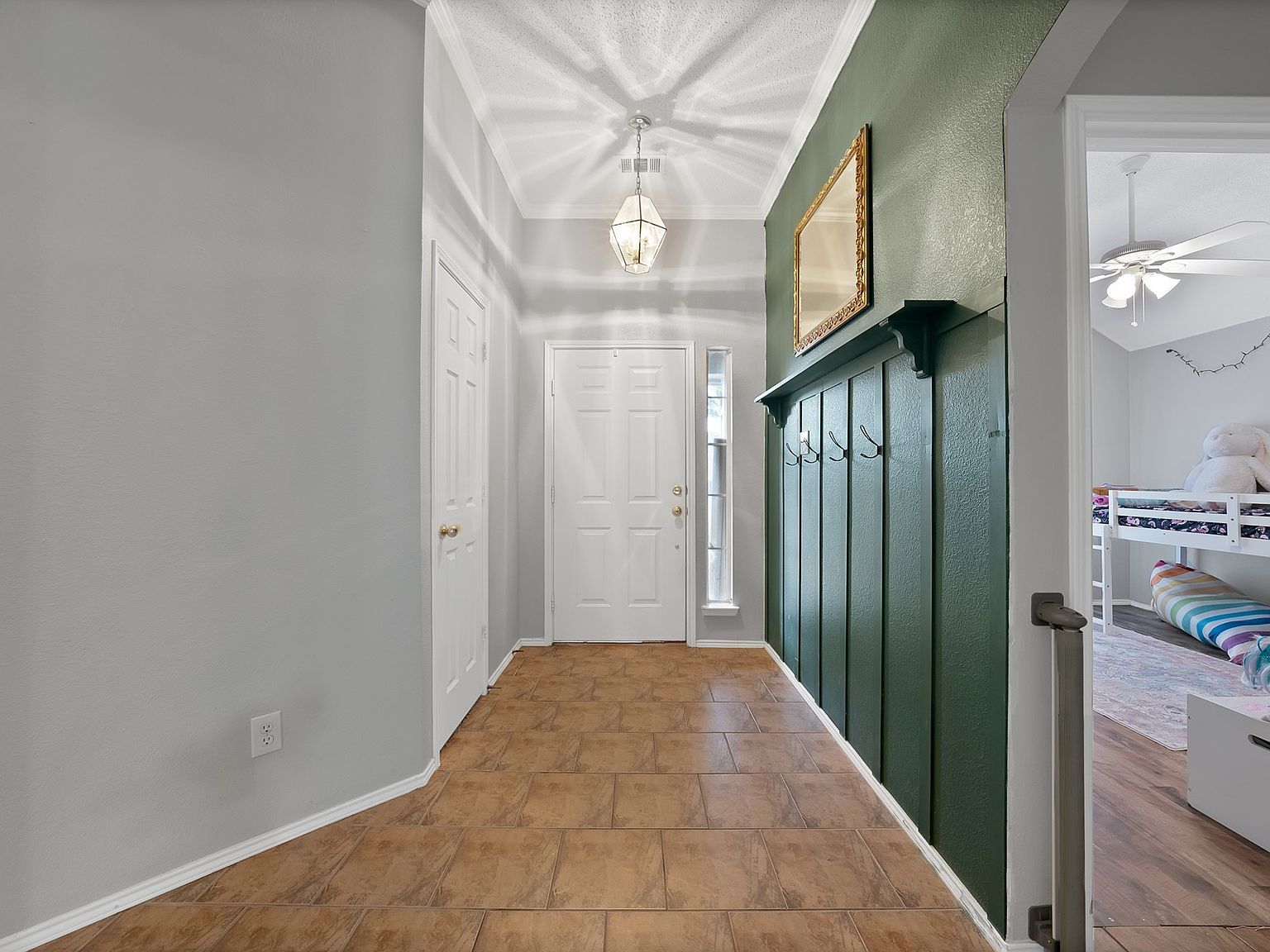 5065 Blanco Dr Haltom City, TX 76137 - Thumbnail 3