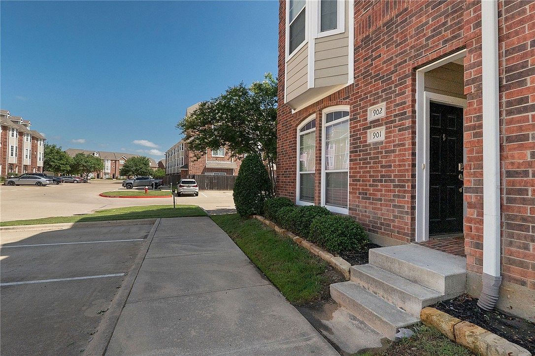 1198 Jones Butler Rd APT 901 College Station, TX 77840 - Thumbnail 3