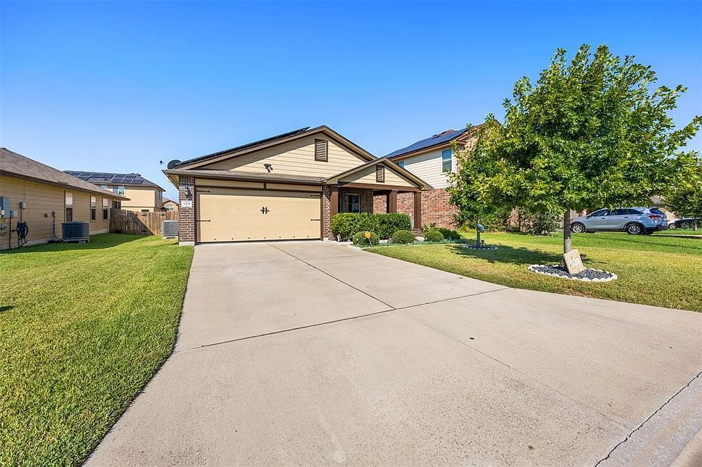 320 Ammonite Ln Jarrell, TX 76537 - Thumbnail 3