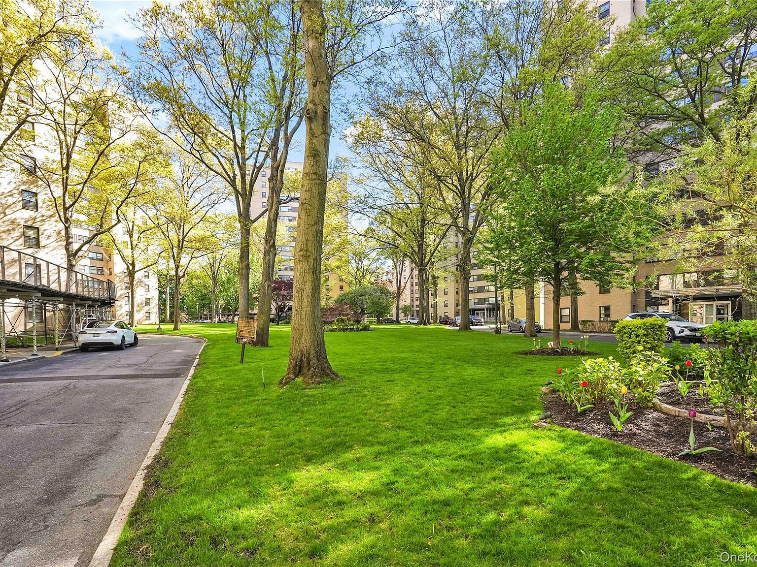 3 Fordham Hill Oval APT 1F Bronx, NY 10468 - Thumbnail 3