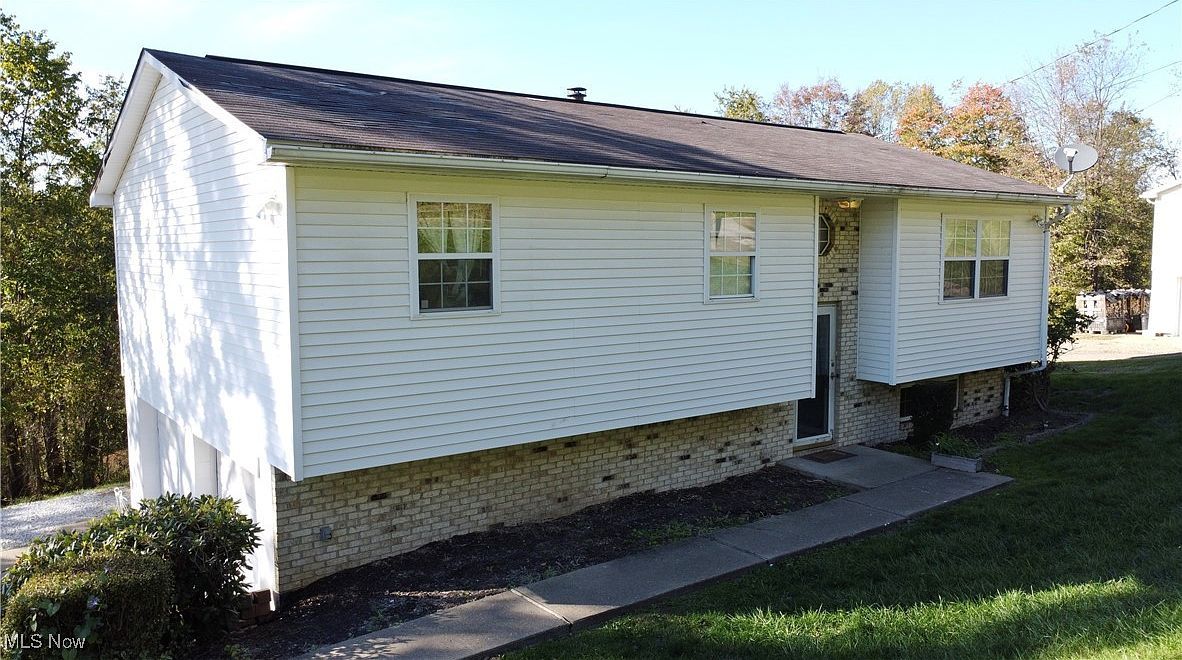 3761 Bealls Ridge Rd Wellsburg, WV 26070 - Thumbnail 3