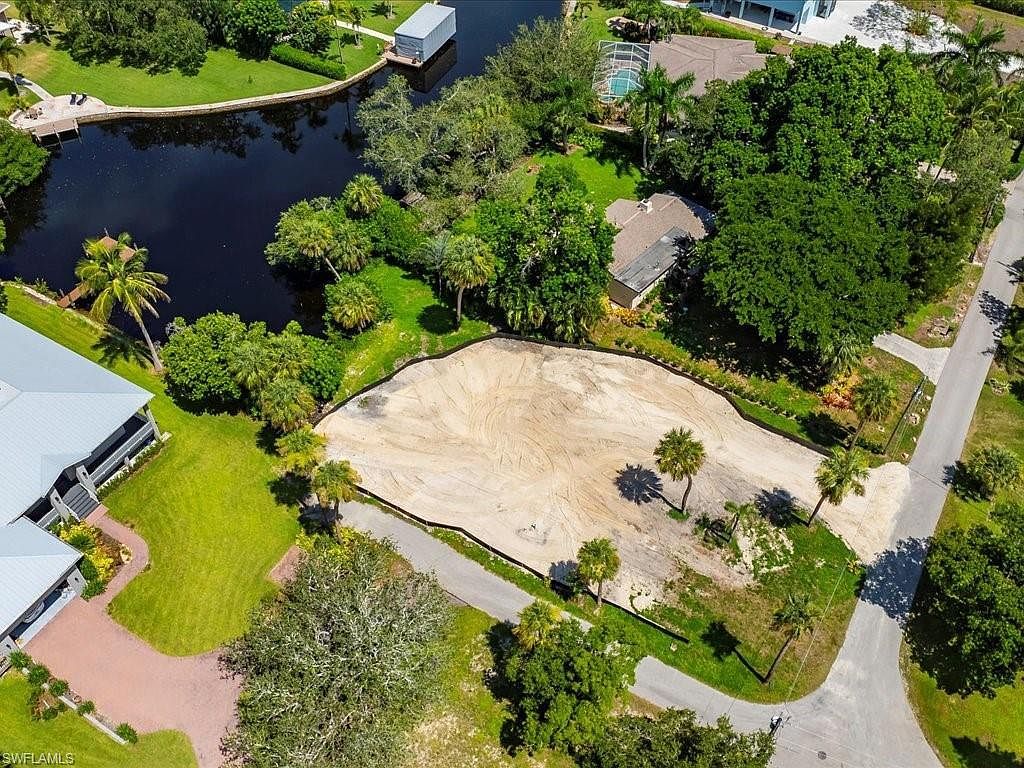 27207 Rio Vista Cir Bonita Springs, FL 34135 - Thumbnail 3