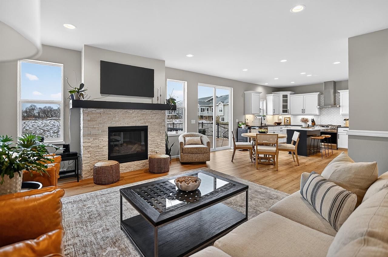 4117 Bear Tree Pkwy Deforest, WI 53532 - Thumbnail 3