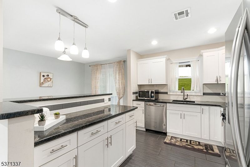 186 Tomahawk Trl Sparta, NJ 07871 - Thumbnail 3