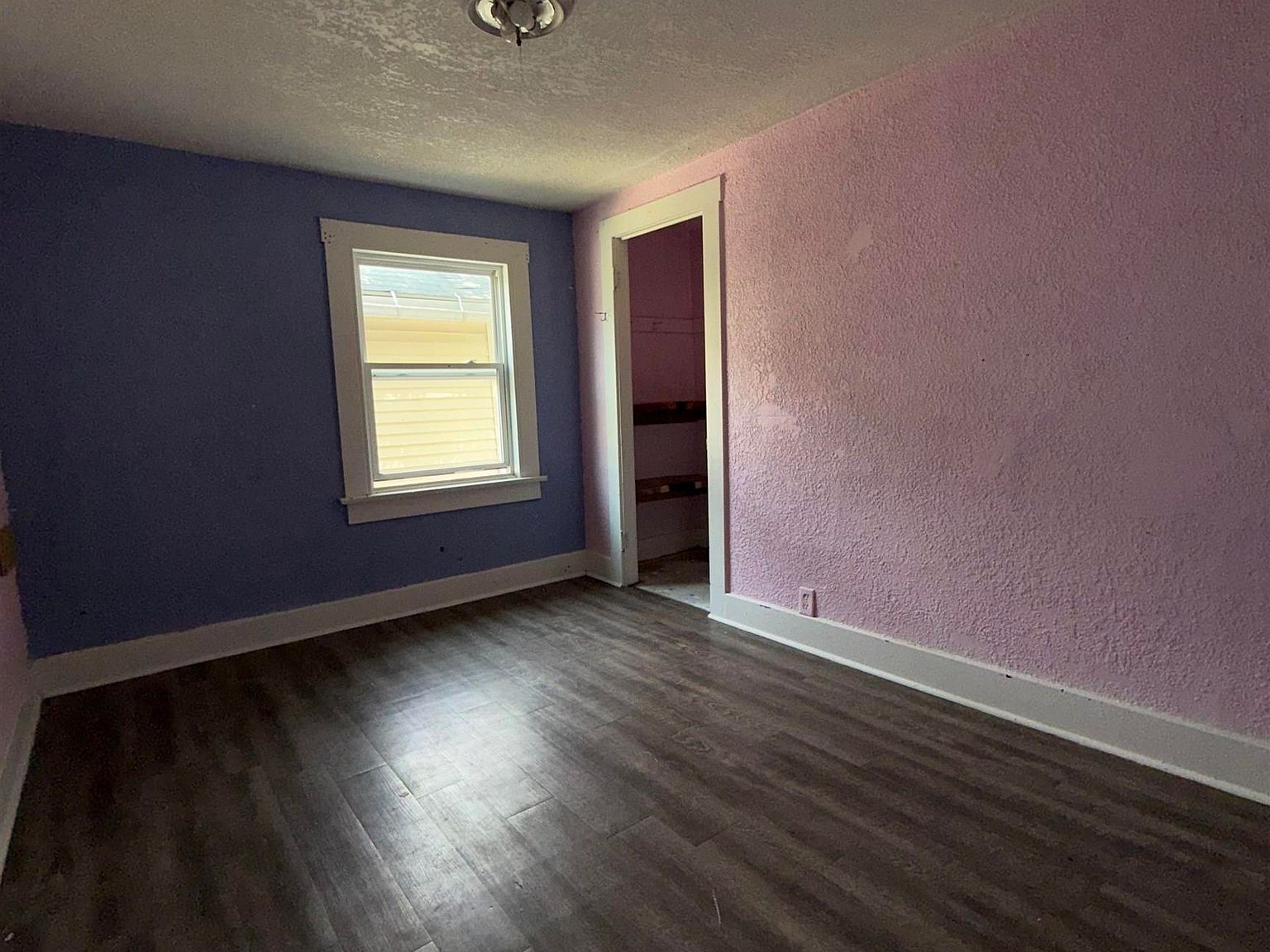 3317 Smith St Fort Wayne, IN 46806 - Thumbnail 3