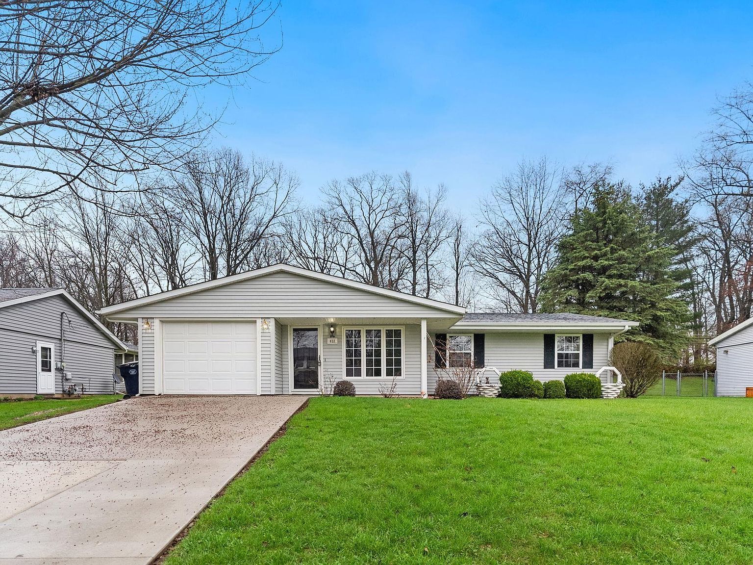 622 N Lincoln St Warsaw, IN 46580 - Thumbnail 3