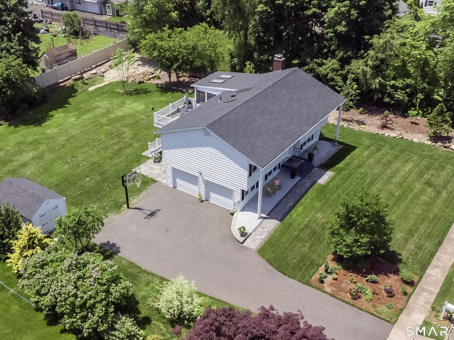 335 Redwood Ln Cheshire, CT 06410 - Thumbnail 3