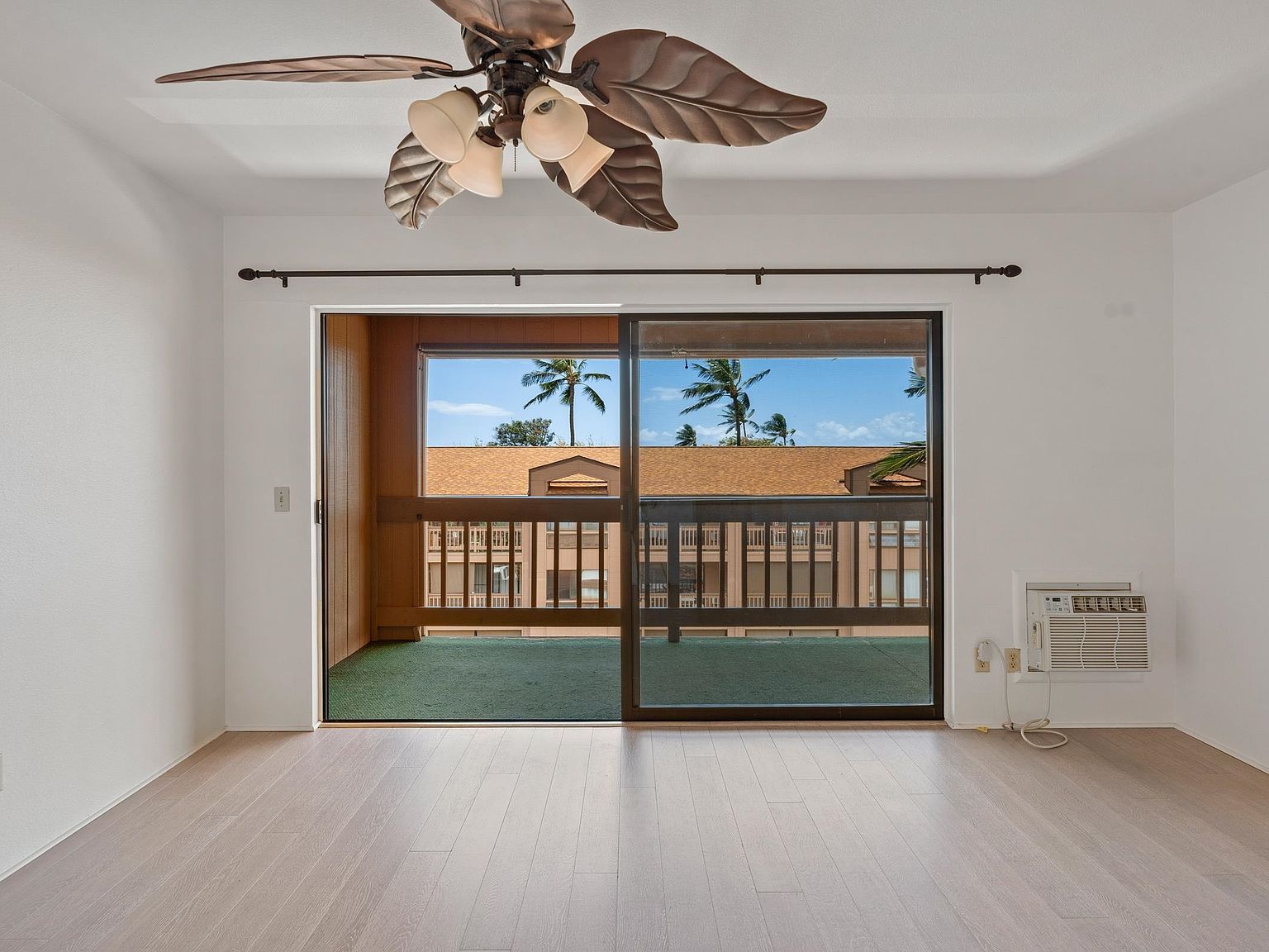 3740 Lower Honoapiilani Rd APT B304 Lahaina, HI 96761 - Thumbnail 3