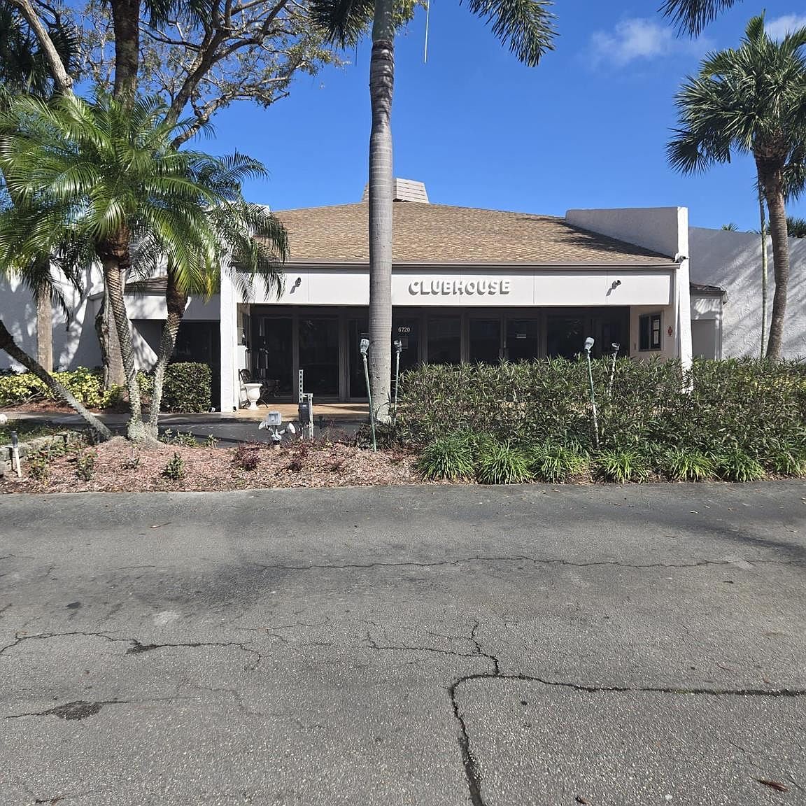 6870 Royal Palm Blvd APT 207M Margate, FL 33063 - Thumbnail 3