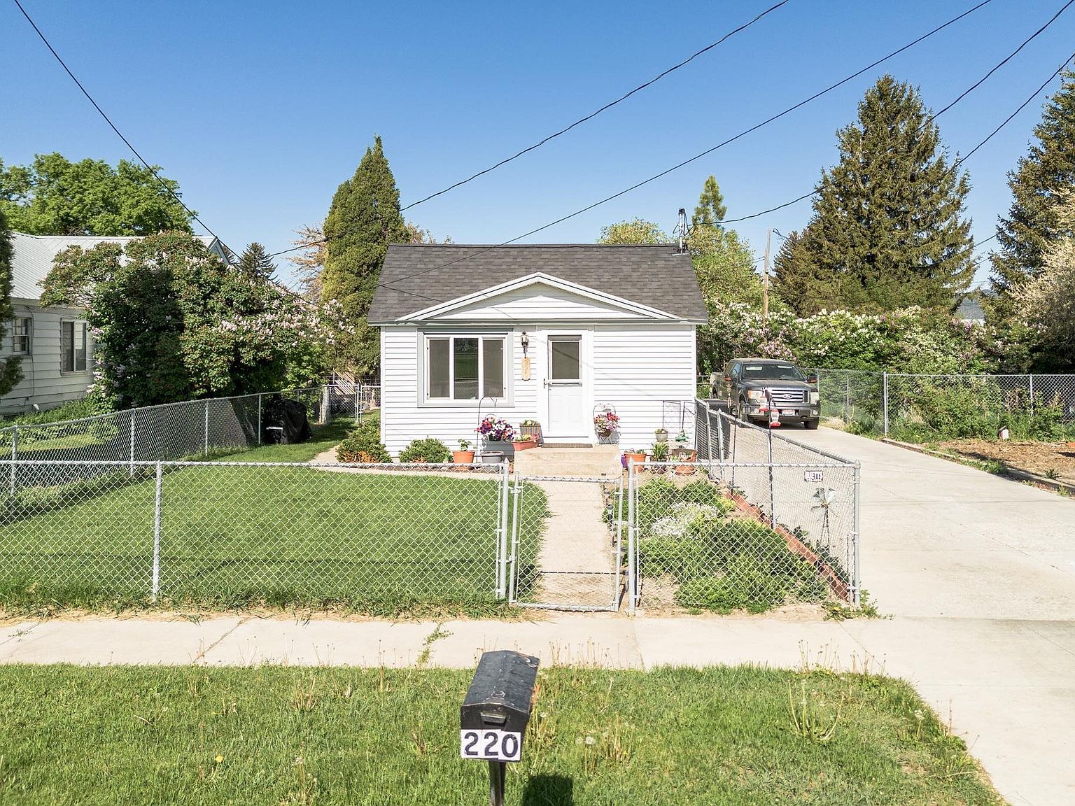 220 S 2 E Soda Springs, ID 83276 - Thumbnail 3