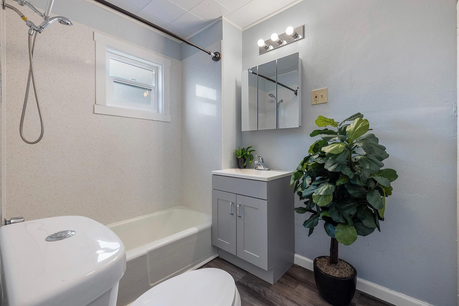 1551 Chronicle Ave Stockton, CA 95205 - Thumbnail 3