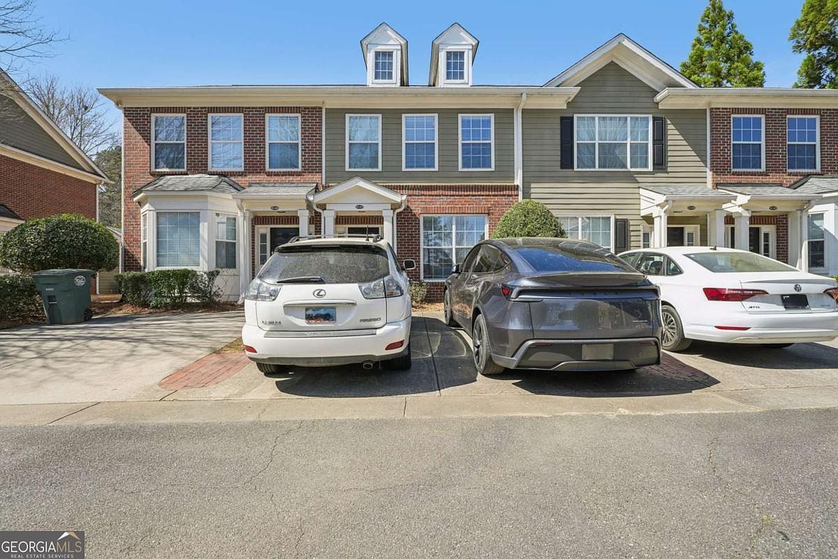 2147 Del Lago Cir NW #12 Kennesaw, GA 30152 - Thumbnail 3