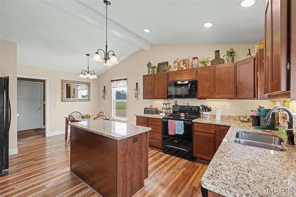 30931 Bonnie Bell Dr Warrenton, MO 63383 - Thumbnail 3