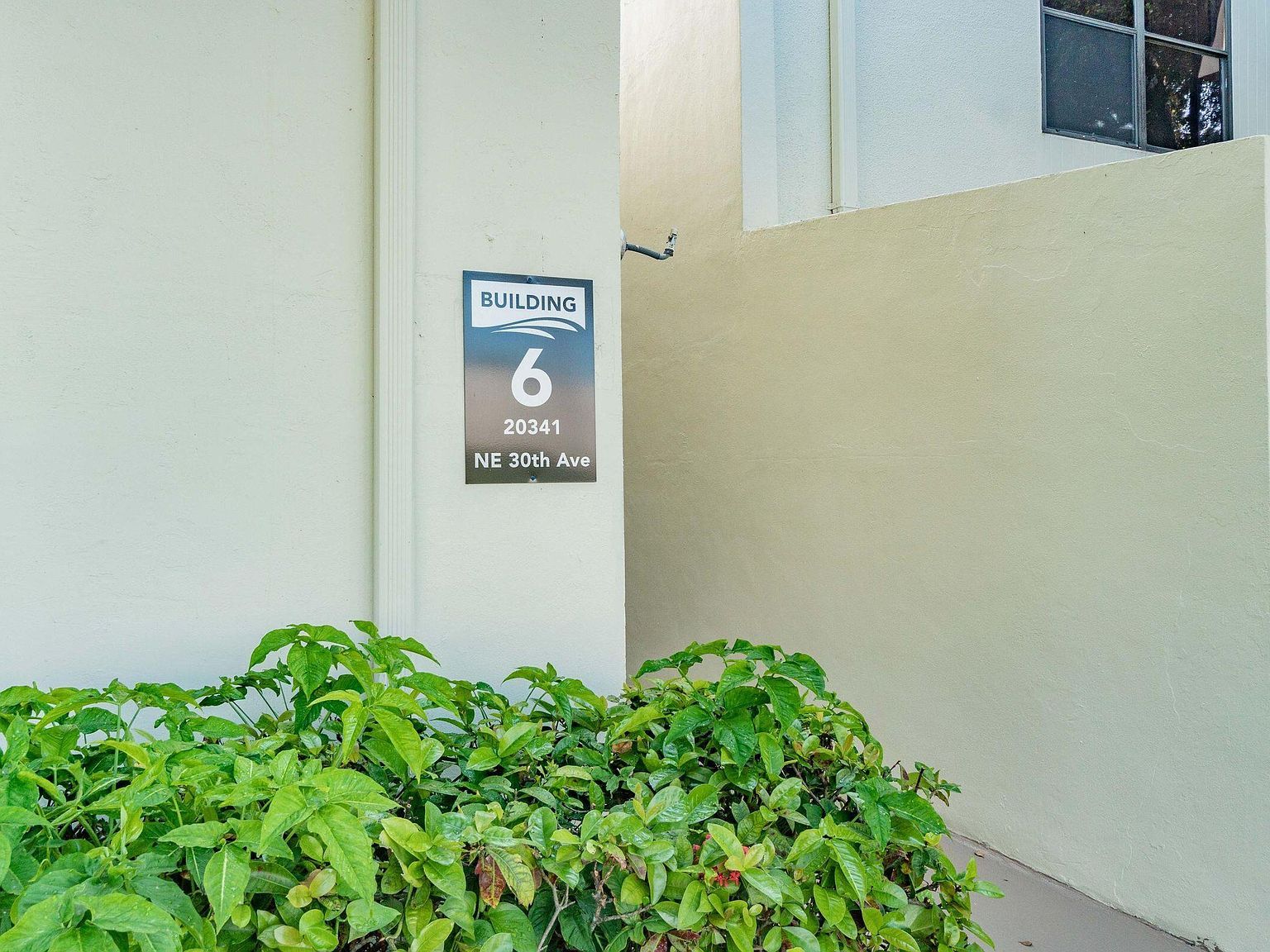 20341 NE 30th Ave #PENTHOUSE 14-6 Aventura, FL 33180 - Thumbnail 3