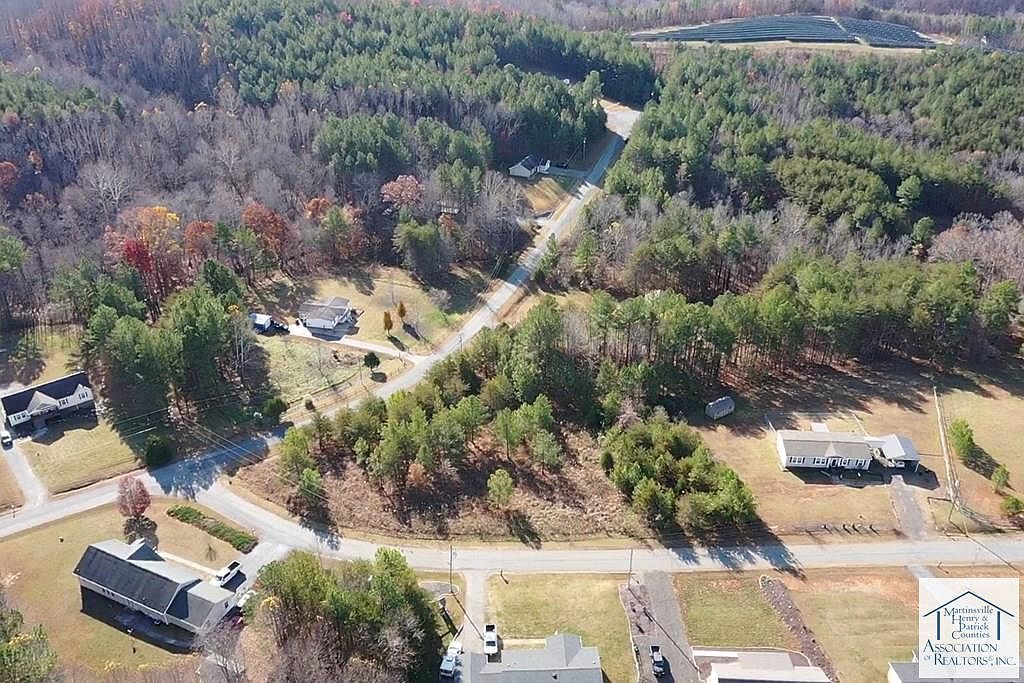 Splendors Gate Rd Axton, VA 24054 - Thumbnail 3