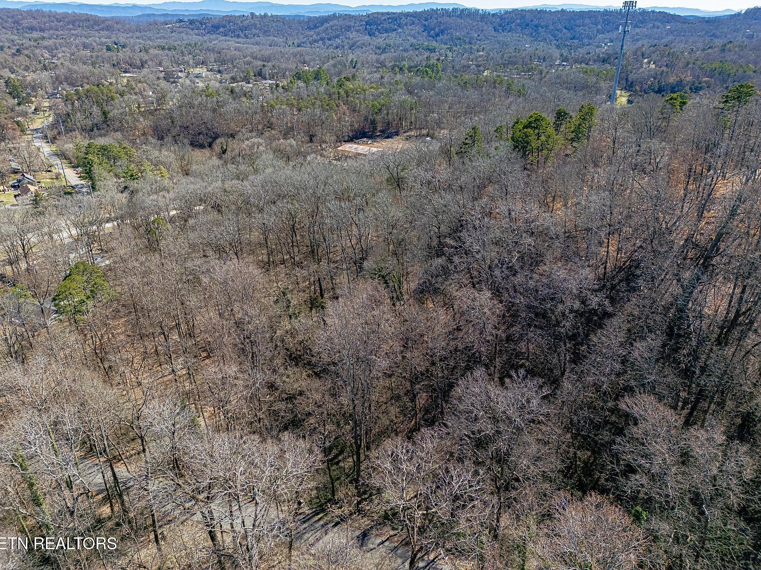 4921 Wise Hills Rd Knoxville, TN 37920 - Thumbnail 3
