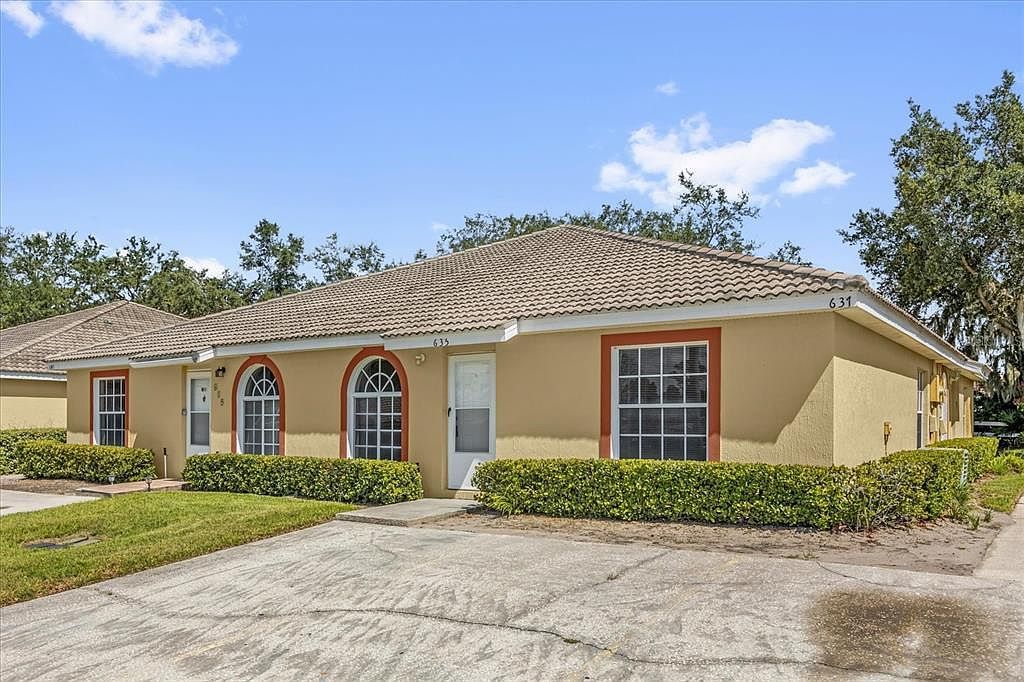 635 Lake Marion Golf Resort Dr Poinciana, FL 34759 - Thumbnail 3