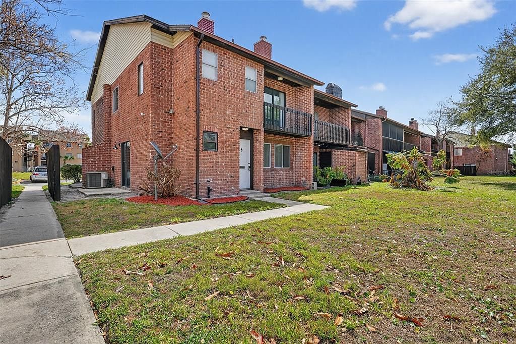 5032 Downing St #10 Orlando, FL 32839 - Thumbnail 3