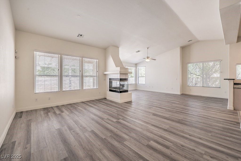 7728 Silver Wells Rd Las Vegas, NV 89149 - Thumbnail 3