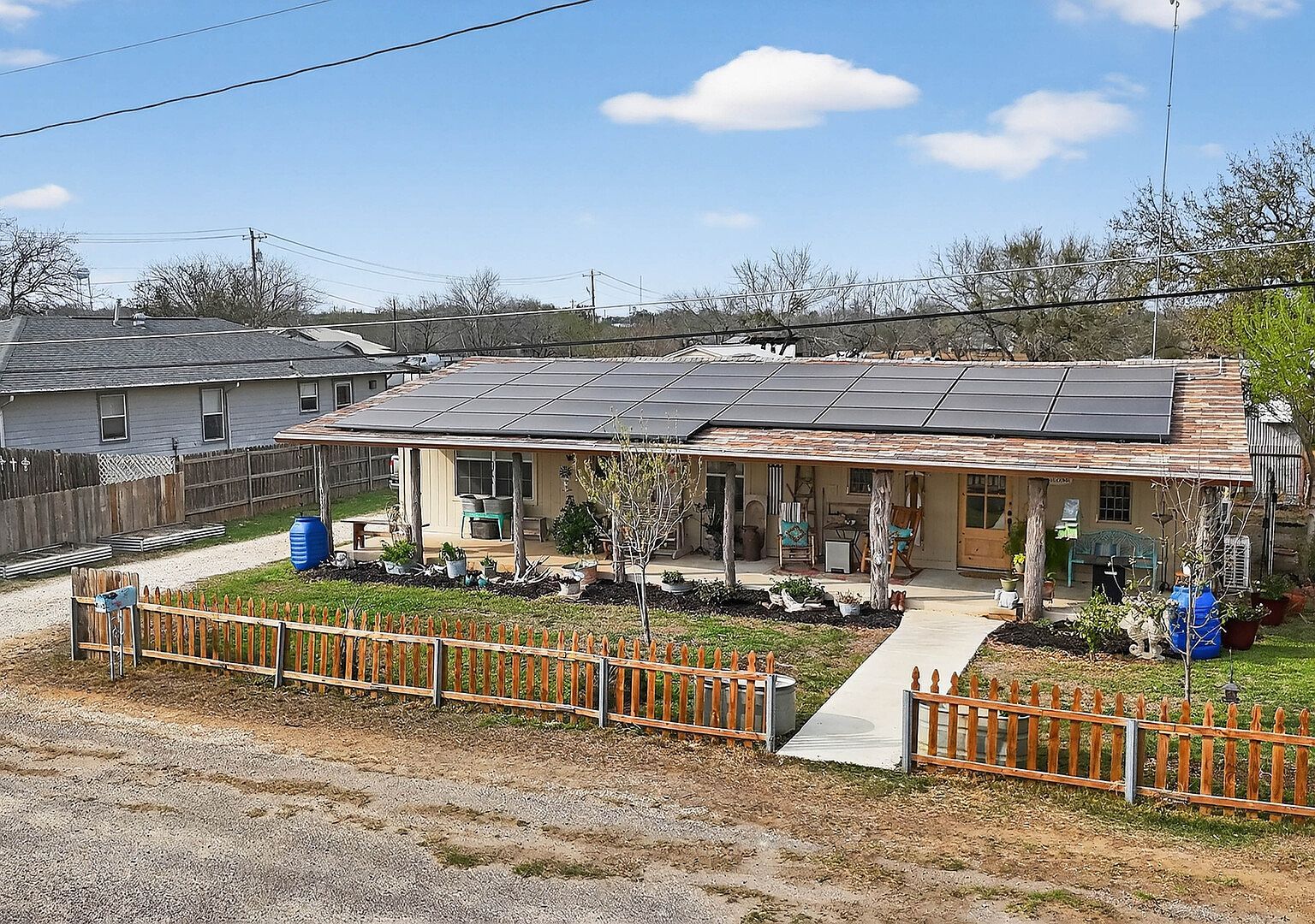 405 Coughran Rd Pleasanton, TX 78064 - Thumbnail 3