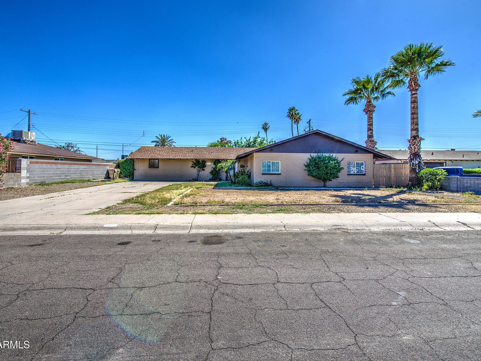 6217 W Medlock Dr Glendale, AZ 85301 - Thumbnail 3